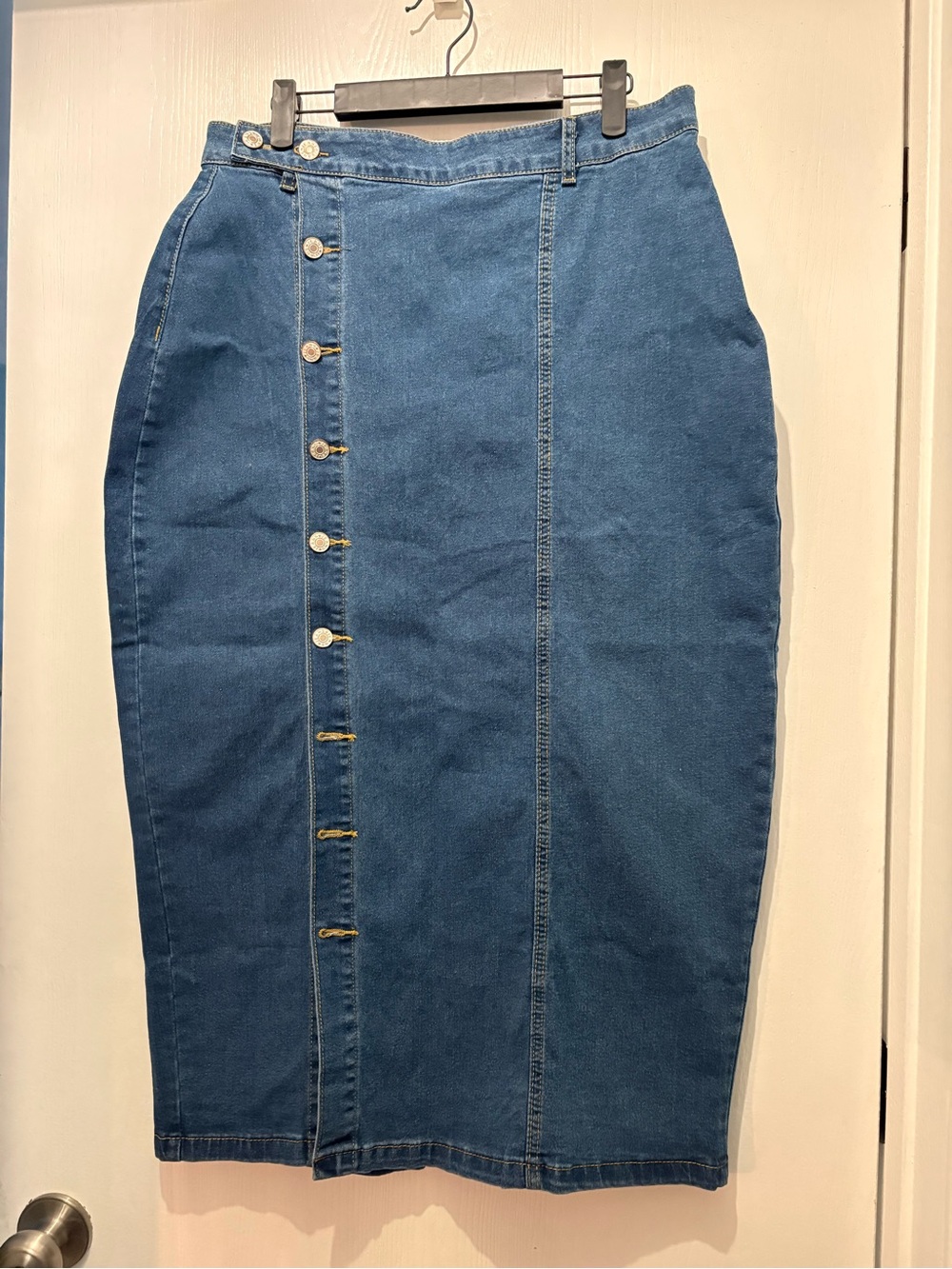 Button-Front Blue Denim Maxi Skirt with Side Slit, XL - Picture 2 of 7